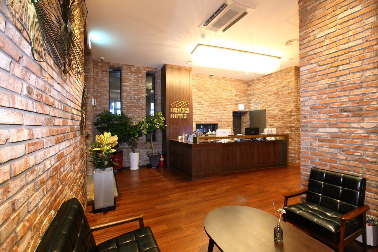 Bricks Hotel Seoul Exterior photo